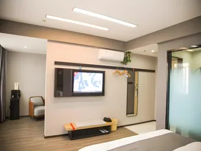 Thank Inn Zhejiang Taizhou Yuhuan Impression Plaza - Image 5