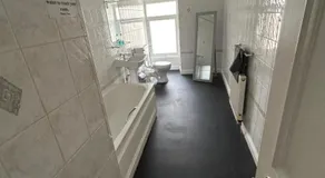 Holland arms hotel - Image 5