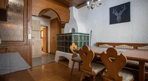 Traditional Old Town Apartment - Image 5