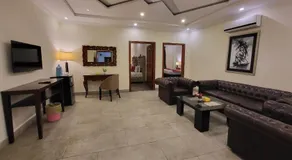 Hotel Grand Millennium - Image 2