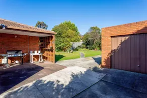 Foreshore Beach House: ideal family location - Image 2