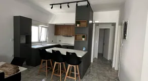 BeeHouse - Image 5