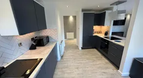 Strada Apartment - Image 4
