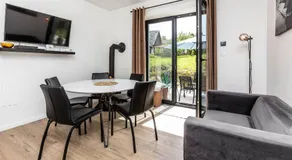 Private Stylish Apt With Free Parking 24-7 self check-in - Image 2