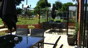 The Crown Lodges - Image 3