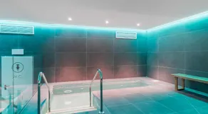 ViVi Homes - Serena Pool, Cinema, Gym & Beach - Image 2