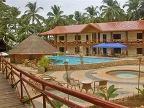 Nataasan Beach Resort and Dive Center - Image 2
