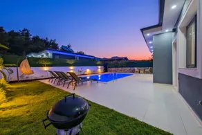Naro village luxury private pool jacuzzi - Image 3