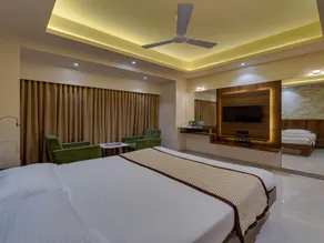 Hotel Pratham - Image 2
