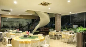Hotel 55 - Image 2