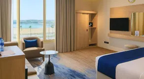 Elite Served Apartments Al Cornich - Image 2