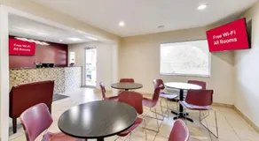 American Inn - Image 4