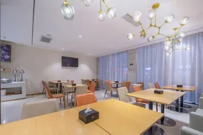 City Comfort Inn Hezhou Municipal Square - Image 5