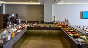 Le Palace Hotel - Image 3