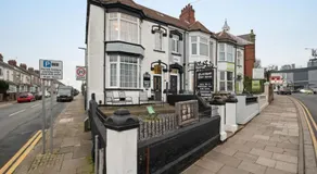 Claydens Guest House at Cleethorpes Sleeps 12 - Image 5