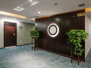Zhuzhou jinlong Hotel (Zhuzhou Railway Station Clothing Market) - Image 4