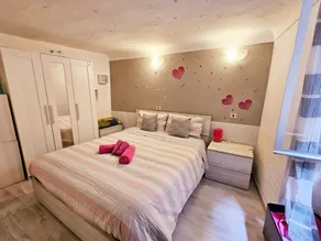 Cheerful 2 Bedroom Home In Badalucco - Image 2