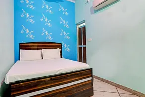 Hotel O The Paradise Inn - Image 1