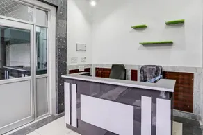 Townhouse Majestic Inn - Image 2