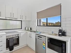 Riverside 3-Bed Home with Study Nook and BBQ - Image 3