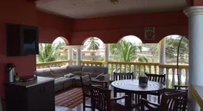 Coconut Pointe Villa & Beach Resort - Image 5