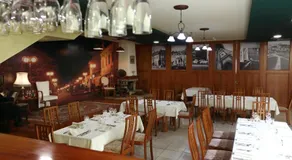 Hotel Nostalgia - Image 5