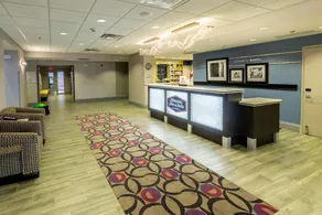 Hampton Inn & Suites Dublin - Image 2