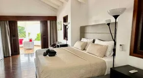VillaDelSol-Ocean Front Resort-Pool-up to 8 Guests-Walk to the Beach - Image 2