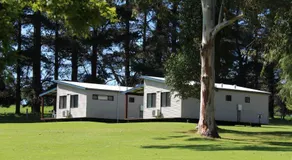 Fonty's Pool Caravan Park and Chalets - Image 5