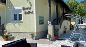 House Kajfes - Image 3