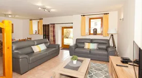 Stone cottage with private covered pool near the medieval city of Josselin. - Image 2