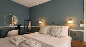 Wedgwood Hotel, Deganwy Room - Central - Image 2