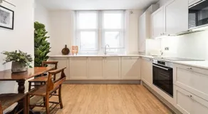 8 The Quadrant Luxury Apartments - Hoylake - Image 3