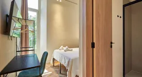 Hostal Parisien-NEW - Image 3