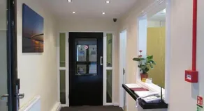 The Dorchester Hotel & serviced apartments FREE PARKING - Image 3