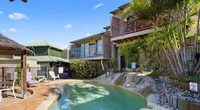 BEACHBREAK - 100m to beach - sleeps 6 - Image 3