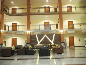 Suksomboon Hotel - Image 5