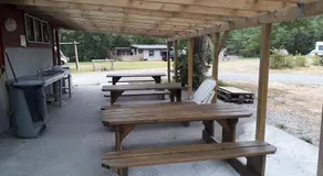 Cozy and authentic camping cabin - Image 4