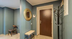 Quite Loft with Balcony and 3 Air Conditioners - Image 5