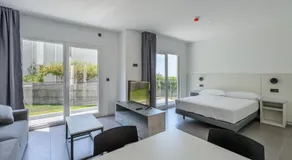 Apartamentos Onzamar - Image 2