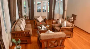 Tea Queens Bungalow - Image 2