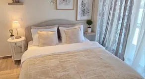 Sagma Garden maisonette with Pool Glyfada Athens - Image 2