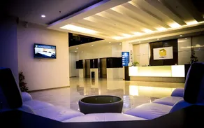 Swing & Pillows - Golden Roof Hotel Ampang, Ipoh - Image 2