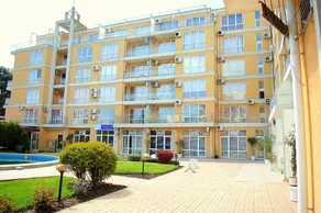 Flores Park Sunny Beach - Image 2