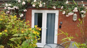 Santi Bhavana Bed & Breakfast - Image 3