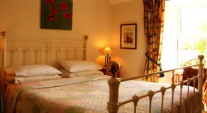 Druid Cottage - Image 2