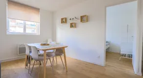 Appartamento Uno Avec Parking Privé Gratuit - Image 4