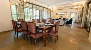 ELIVAAS Signature Casa Mocha - Exquisite 5BHK Retreat with Pvt Pool & Verandah - Image 5