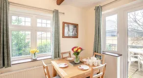 Hunston Mill Cottages Self Catering Dog's Stay For Free - Image 5