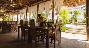 Mem Luxury Apartments and Hotel - Image 5